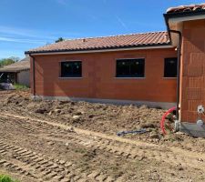 Après petit remblais des terres