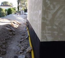 Drain agricole pour le drainage des fondations
