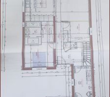 Plan du rdc : le garage est face à la rue