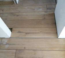 Carrelage imitation parquet