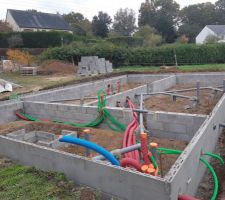 Passage des gaines et des &eacute;vacuations dans le vide sanitaire