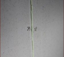 Caisson de d&eacute;compression pour le conduit de fumisterie