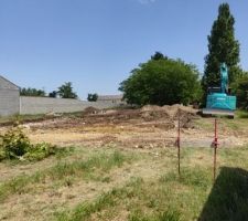 Enfin apr&egrave;s une ouverture de chantier normalement pr&eacute;vue le 24/05 c'est finalement ce lundi qu'il a d&eacute;marr&eacute;.