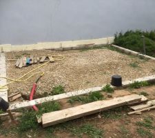 Mise en place du remblais avant coulage dalle.