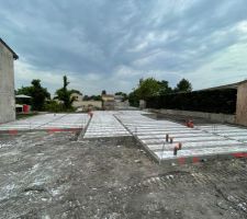 Plancher hourdis avec entrevous polystyrène et les planelles