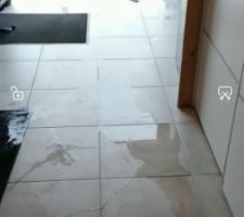 15 mois après la remise des clefs nous sommes encore les pieds dans l'eau. Ça c'est après la remise des clefs, je ne parle même pas le temps du chantier cela me mettrait trop de temps à tout détaillé. 
Que de belles paroles !! Les maisons TRECOBAT La Rochelle (17) copie sur la politique actuelle c'est à dire des promesses mes pas des actes
Pour avoir une maison TRECOBAT il faut beaucoup de patience, avoir les nerfs solides et s'attendre à passer au moins 6 mois de nuits blanches.
Bon courage à vous !
Nous sommes que des numéros et surtout des porte monnaie