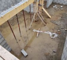 Séchage poutre sous-sol et piscine naturelle suite à grosse pluie