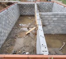 Séchage poutre sous-sol et piscine naturelle suite à grosse pluie