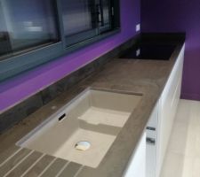 Pose du plan de travail en Dekton.