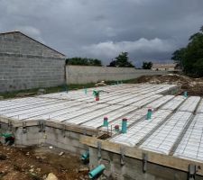 Tout est pr&ecirc;t pour couler la dalle