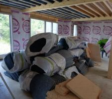 Salon, vue de la chambre parentale