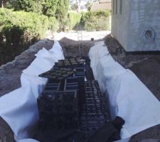 Réalisation du bassin de rétention avec ecoblocs flex graf.