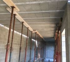 Poutrelles et hourdis