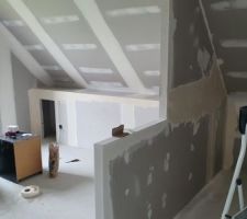 T&ecirc;te de lit en placo