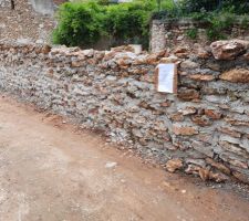 Information pour le voisin sur le mur en construction concernant l'accès voiture impossible à partir du 19/07/2021 à 8 h.