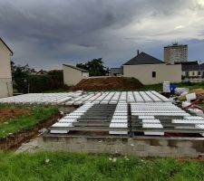 Élévation du vide sanitaire + hourdis + dalle