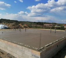 Plancher coulé