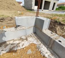 Fondation et vide sanitaire.