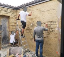 Création en cours des murs effet pierres sèches