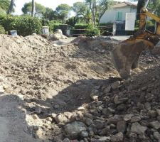 Début du terrassement de la piscine - 05/08/21