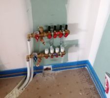 Mise en place plancher chauffant