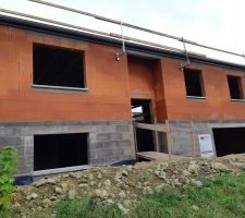 L'&eacute;tage et le toit a vite &eacute;t&eacute; fait