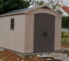 Abri de jardin résine de 8.5m2, modèle "Senlis"