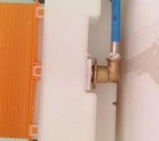 Mise en place cadre WC suspendu