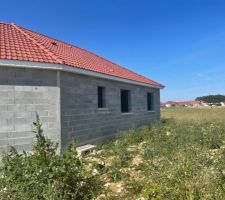 Deux fenêtres chambre 1 et 2 
Et fenêtre Salle d?eau