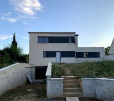 Apr&egrave;s 2 mois d'inactivit&eacute; complet voici l'enduit