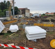 Vide sanitaire en longrines.