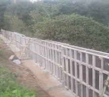 Mur de sout&egrave;nement, c&ocirc;t&eacute; nord.