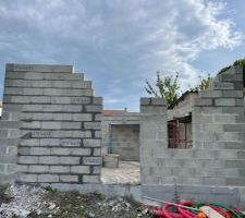 Elevation des murs de l'Annexe