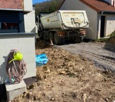 Début des travaux avec évacuation des terres