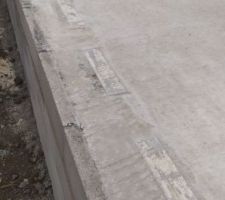 Dalle vide sanitaire : rupteur thermique qui depasse