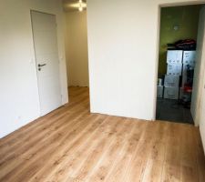 Pose du parquet dans les chambres