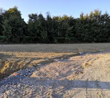 Finalisation de la viabilisation - en attente du bornage :)