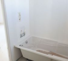 Mise en place de la plomberie en PER - baignoire