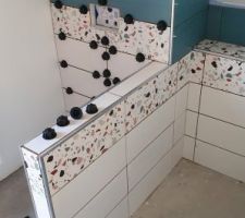 Faïence motif terrazzo