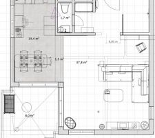 Plan de l'étage supérieur avec l'entrée, les toilettes invités, le salon, la cuisine et la terrasse.