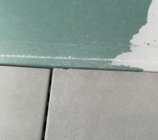 Carrelage ébrèche
