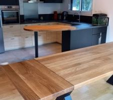 Table à manger et cuisine