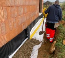 Drain périphérique et delta MS