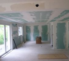 Salon pret a peindre