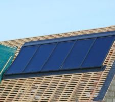 panneaux solaires thermiques pour SSC (systeme solaire combin) qui fournira l'eau chaude sanitaire et une partie du chauffage