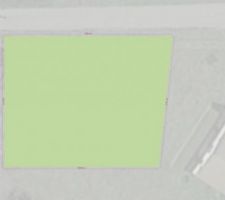 Plan du terrain, nord &agrave; droite de la photo.
Entr&eacute;e pour les voitures sur le terrain par le bord au nord ouest