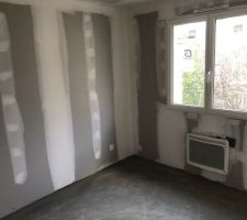 Chambre (etage) - bande faite mais peu mieux faire qd meme