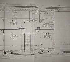 Combles aménagés. Nous voulions 1 chambre pour chacun de nos enfants avec leur propre SDB avec baignoire et WC et une partie mezzanine pour y mettre bureau, papiers, et box!