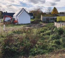 Voici le terrain avant de le d&eacute;fraichir !