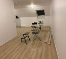 Sol pvc combles + plinthes